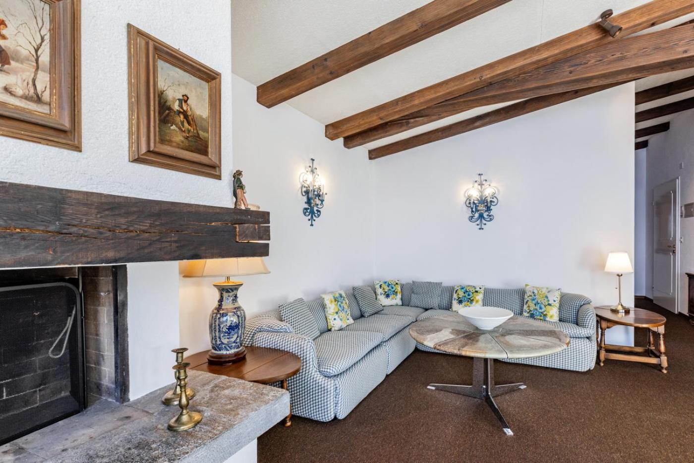 Haus Duranna 7 *